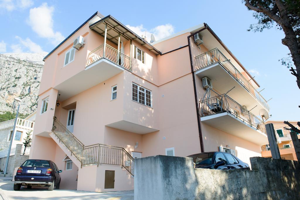 Lara Apartments Makarska Exterior photo